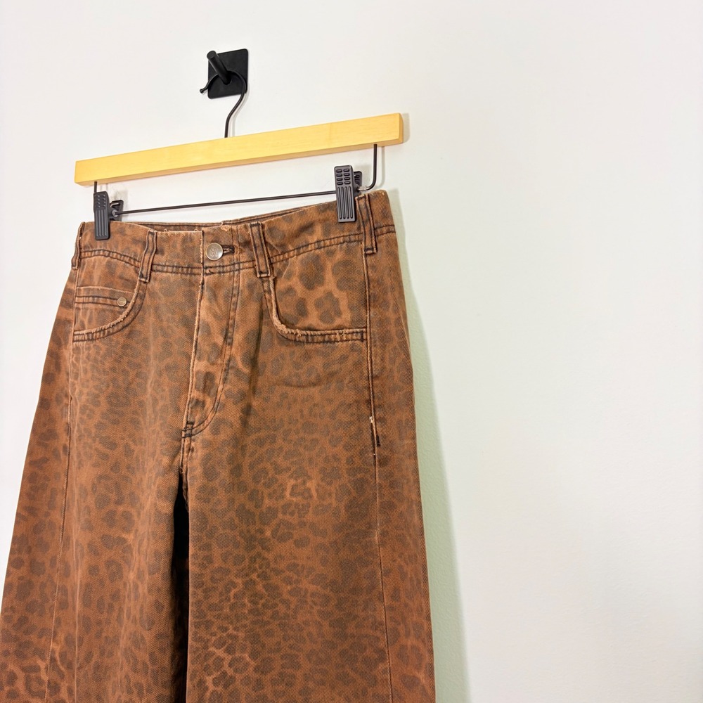 Pilcro Anthropologie Adi Leopard Mid-Rise Flare Jeans Brown Animal Print 25 - Picture 4 of 9